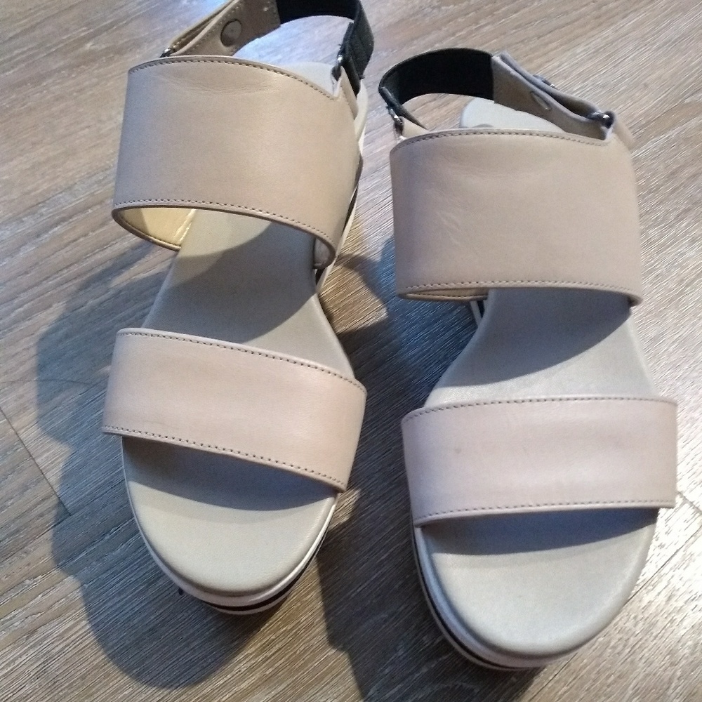 Via spiga sandal